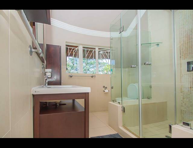 3 bed property to rent in RANDPARK RIDGE